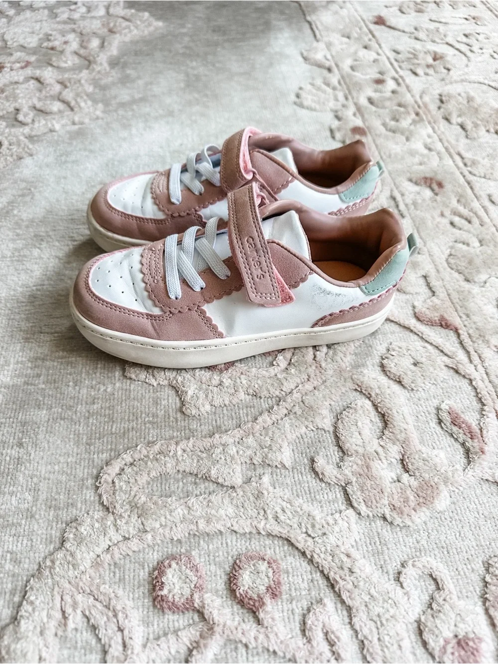 Carter’s Sneakers size 12
